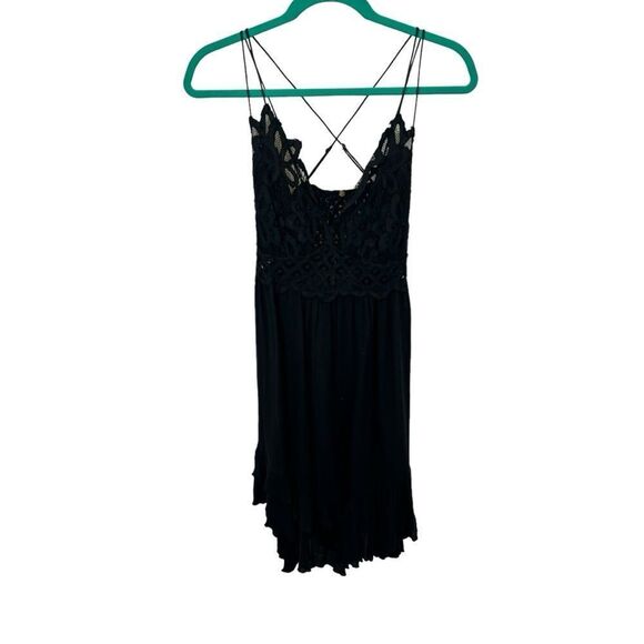 Free People Adella Slip Dress Black Asymmetrical Hem Size Small - Picture 2 of 12